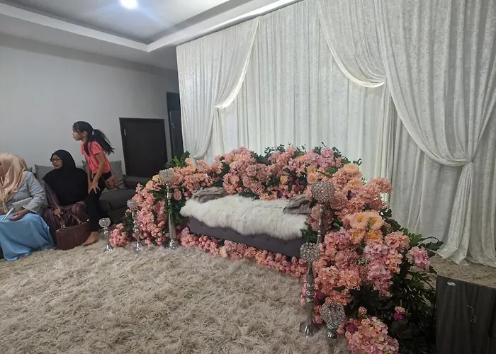 Hin Loi Homes