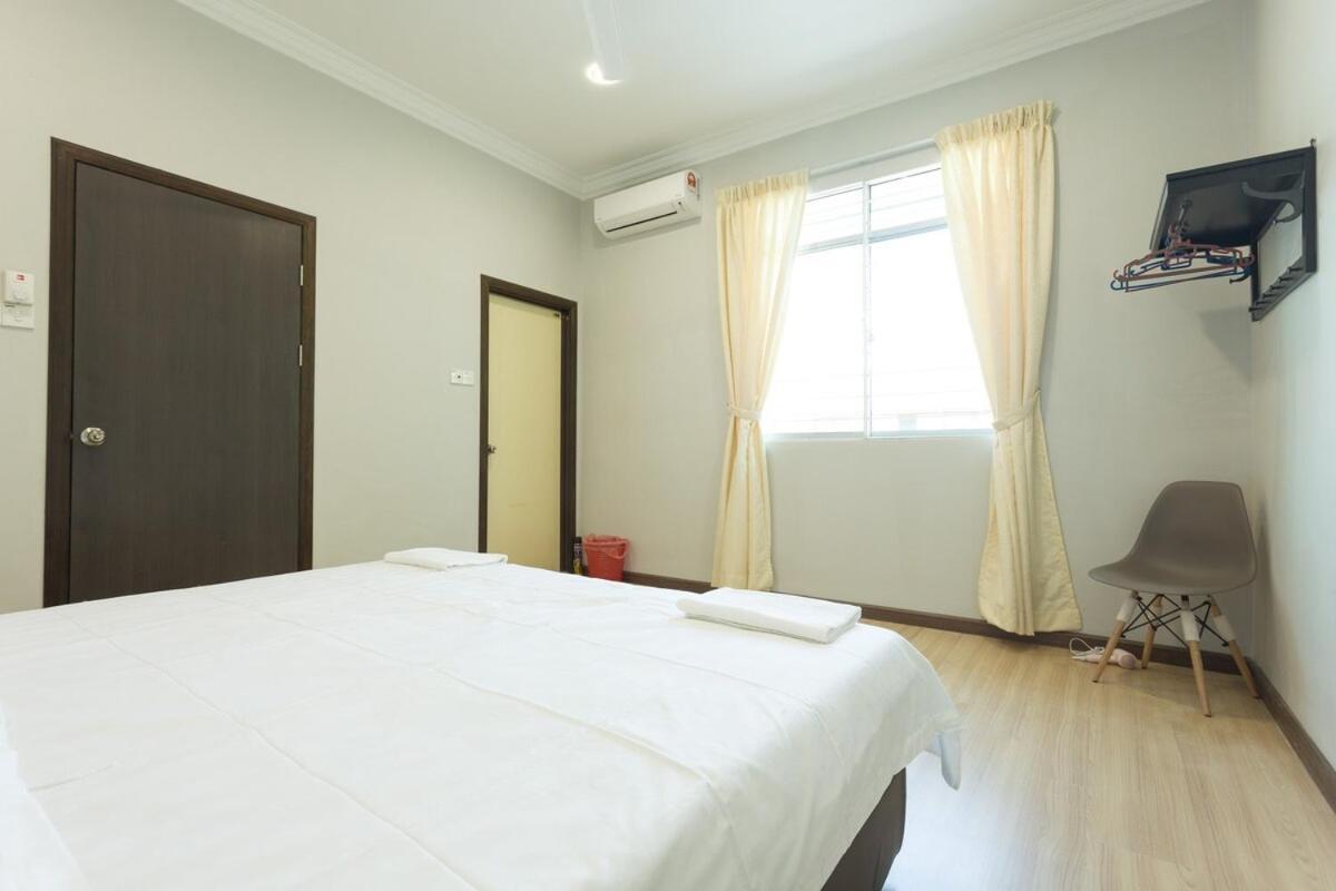 Hin Loi Homes